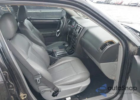 2005 Chrysler 300 Touring z USA, uszkodzony, nr VIN 2C3JA53G15H594533